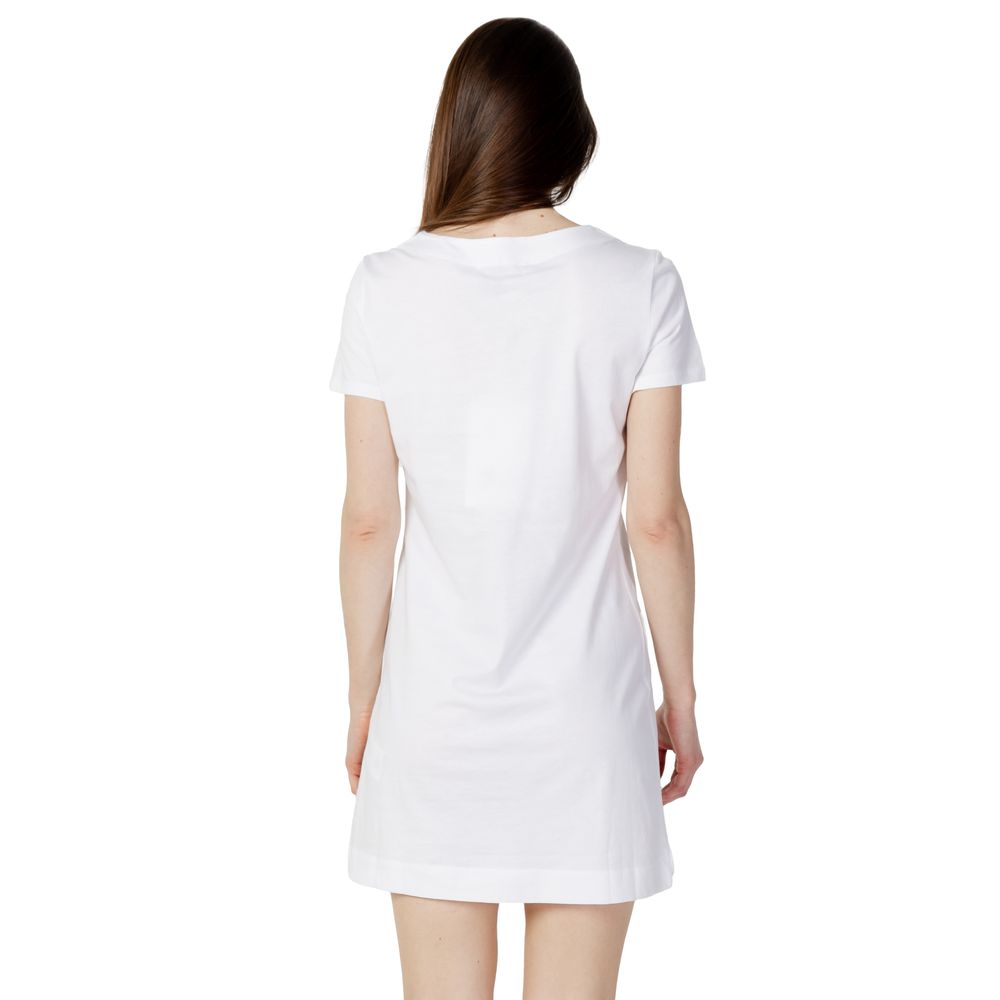 Love Moschino White Cotton Short